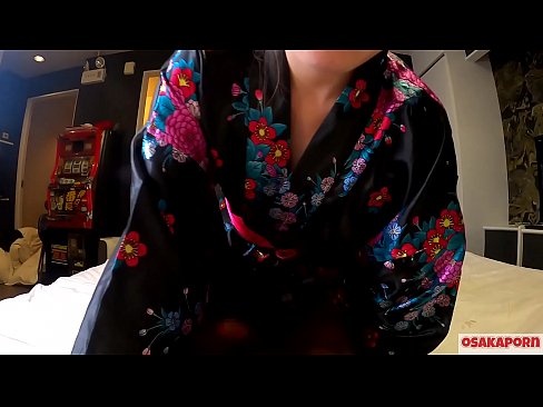 ❤️ Jong cosplay meisje houdt van seks tot orgasme met een squirt in een paardenvrouwtje en een blowjob. Aziatisch meisje met harig kutje en mooie tieten in traditioneel Japans kostuum in amateur video waarin masturbatie met neukspeeltjes wordt getoond. Sakura 3 OSAKAPORN. ☑ Anal porno at us ﹏