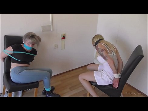 ❤️ Verslaafd / vastgebonden en de mond gesnoerd / jonkvrouw in nood ☑ Anal porno at us ﹏